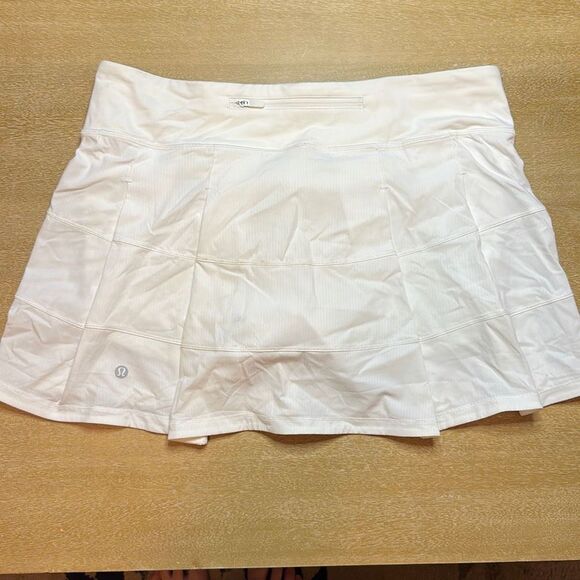 lululemon athletica Dresses & Skirts - Lululemon Pace Rival Skirt (Tall) *4-way Stretch 15"